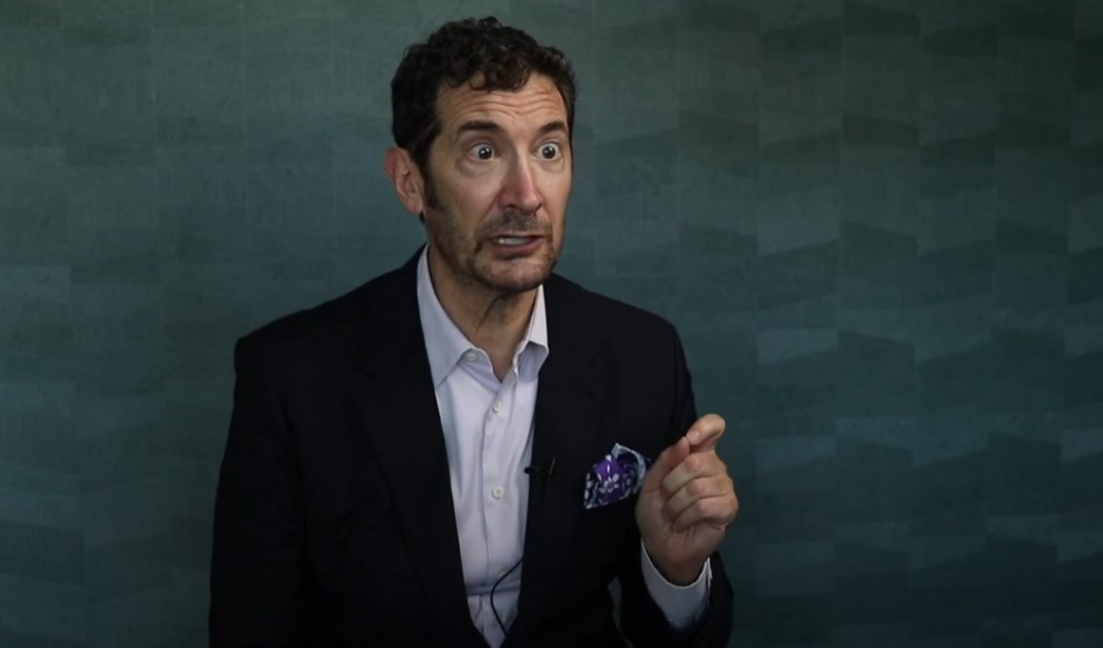 Dr. Sykes speaking about total eyelid rejuvenation